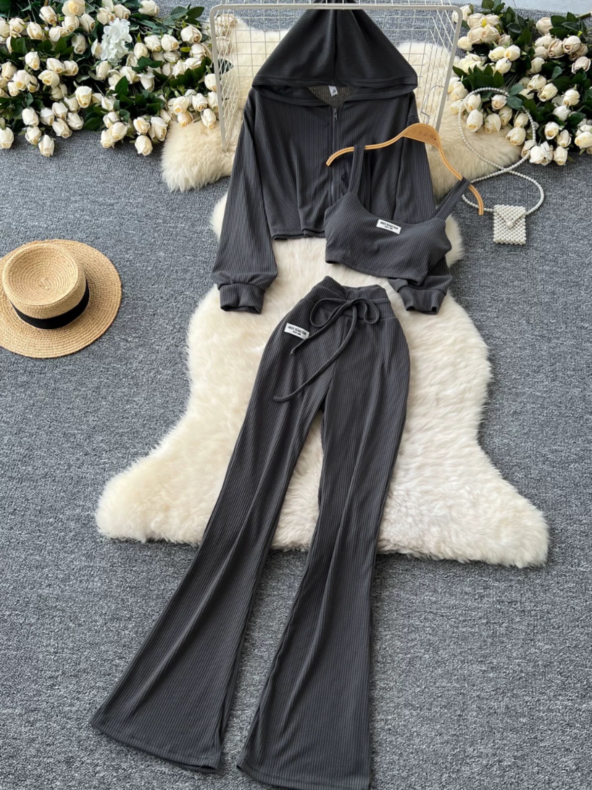 I am the topic set CTP487 images